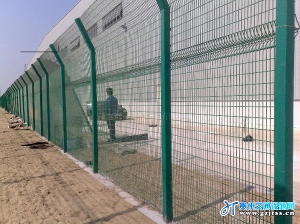 金沙大水开发区隔离护栏及外围护栏工程 