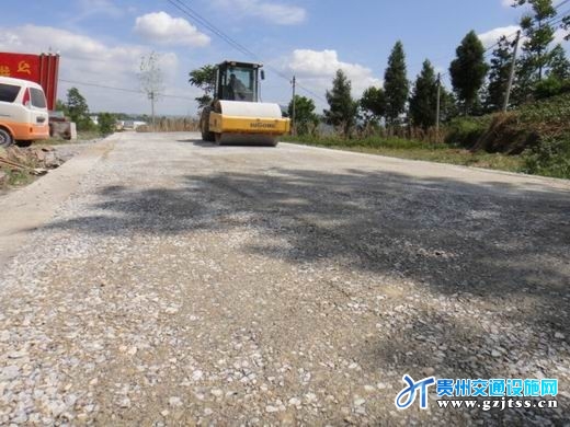 贵州波形护栏|德江公路重建工程